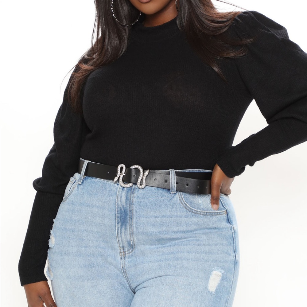 Fashion Nova puff sleeve top